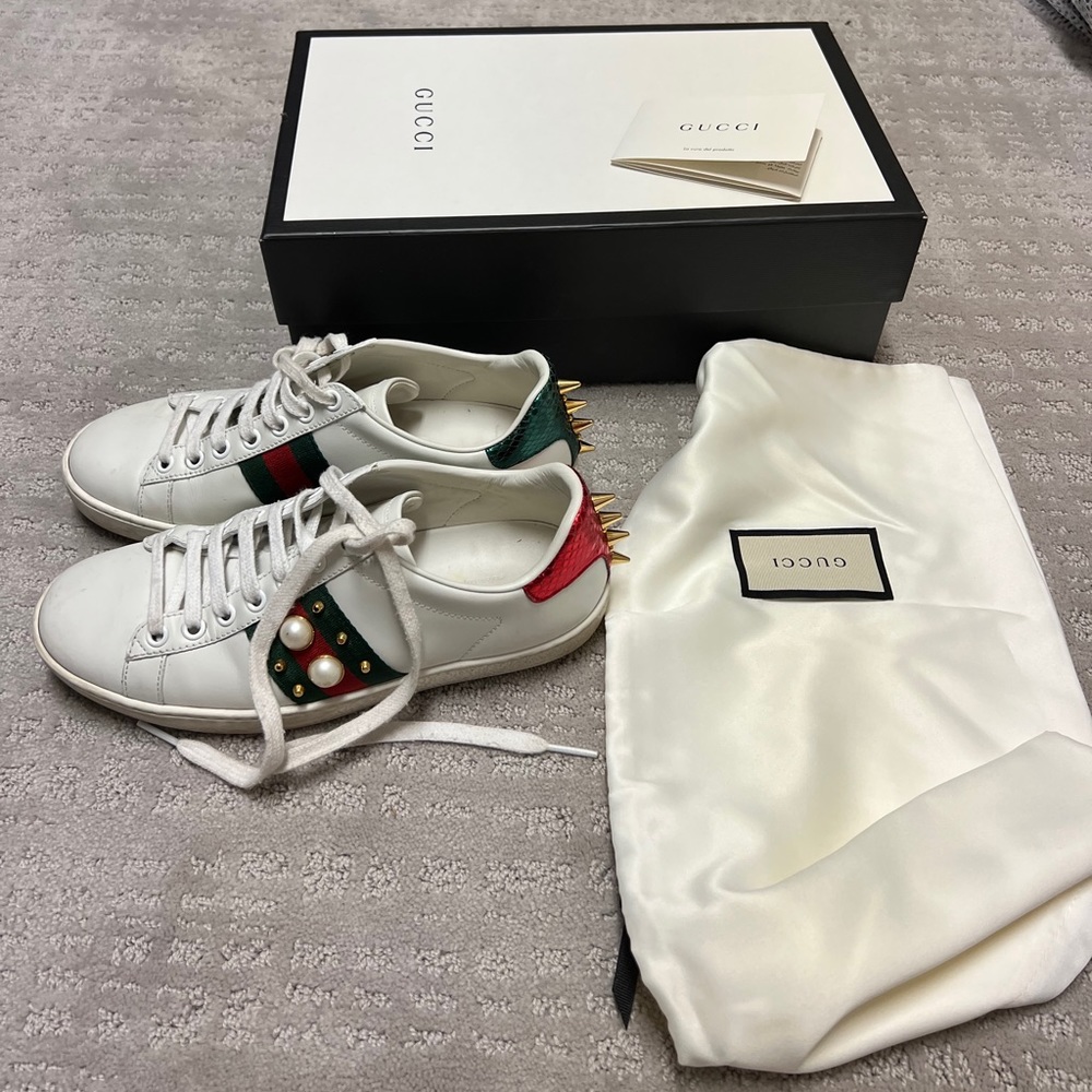 gucci sneakers